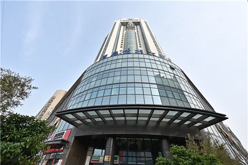 上海信息技术大厦：现代科技地标，高效便捷办公空间
